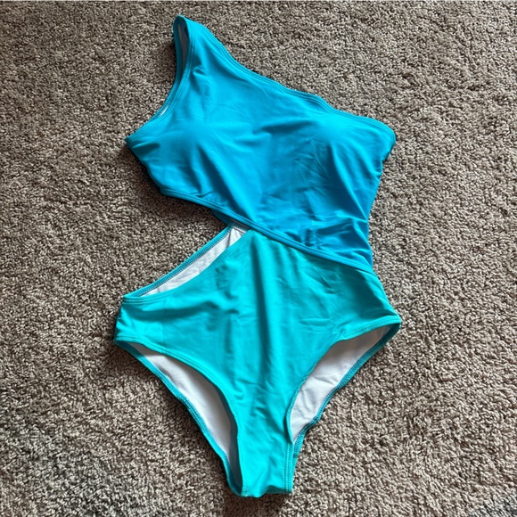 Other - Two Tone Size M One Shoulder Cut Out Monokini